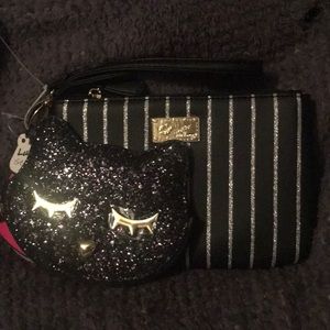 ⚜️Betsey Johnson Black Glitter Cat Wristlet Set! NWT!